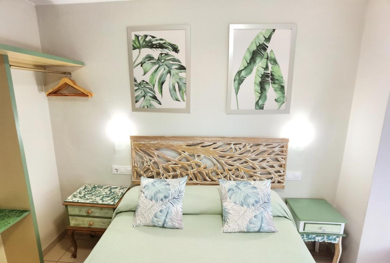 Hostal Rigau Sant Feliu de Guíxols Exterior foto